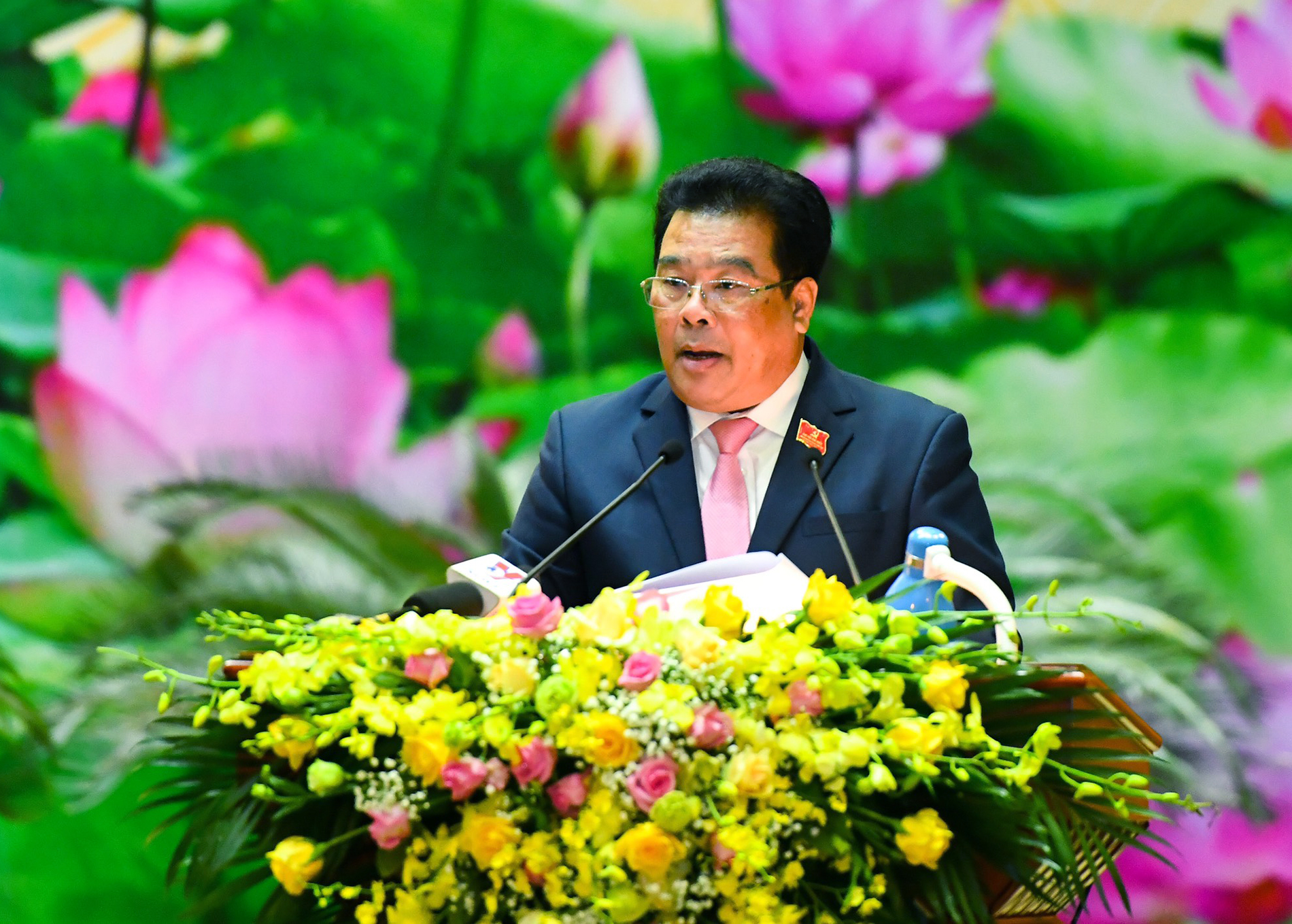 Đồng chí Sơn Minh Thắng, Bí thư Đảng ủy Khối các cơ quan Trung ương nhiệm kỳ 2015-2020 phát biểu khai mạc (Ảnh: VGP)